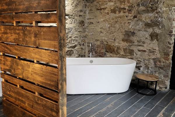 324cd28f-00a7-4721-8496-52a235c833fa