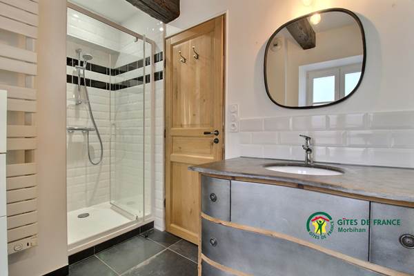 Belles de Bretagne-salle de bain balnéothérapie