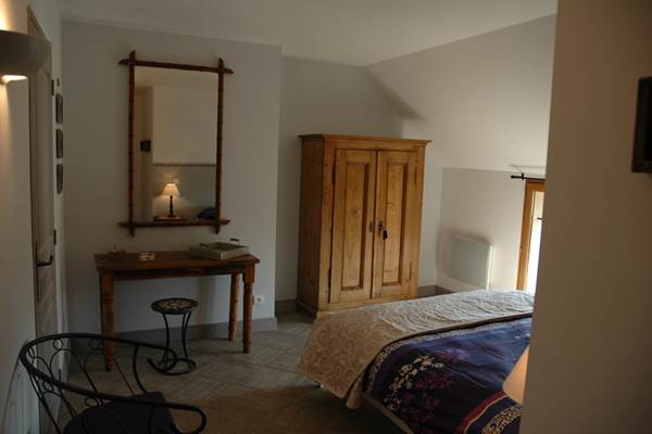 ch 4 au fond couloir