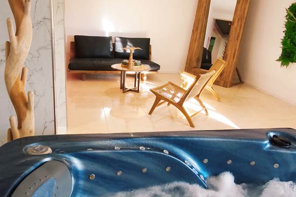 Spa 6 places - Espace Bien-Etre