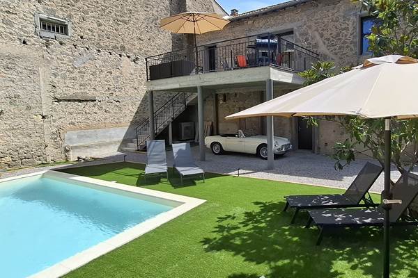Gîte Le Pressoir avec piscine et terrasse aux Gîtes de Monte Blanco près de Béziers
