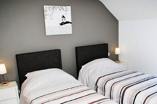 Chambre baignoire 01