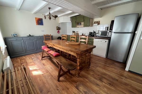 CE5668AC-F33E-44B5-B1A0-B30B88F9C883_1_105_c