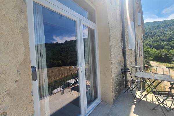 Entrée balcon - gîte 7 - Moussan