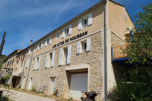 Les gîtes de Moussan - Batiment