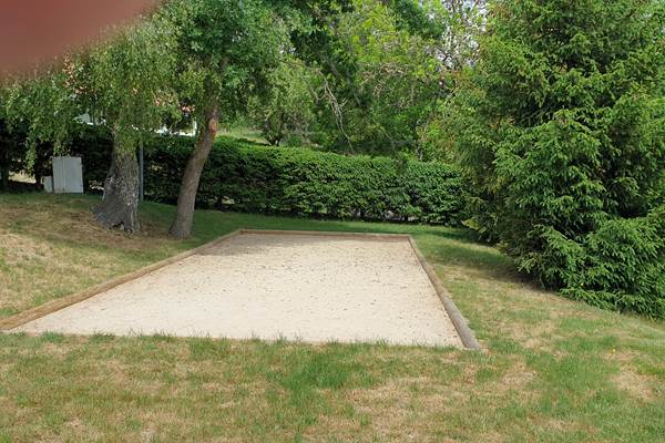 Le nouveau terrain de boules (mai 2022)