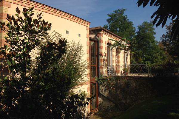 Façade côté rue (Sud)