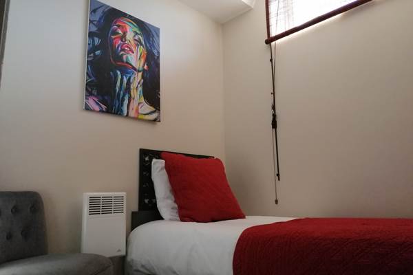 Chambre enfant logement 7