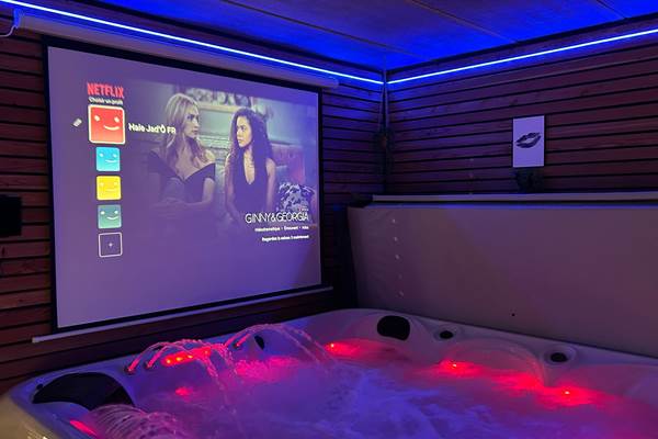 d2a3f352-2b22-40d9-a87a-95848c690edc