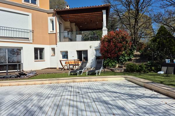 Appartement en rez-de -jardin