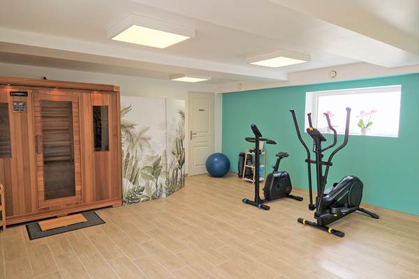 Salle de fitness et sauna1