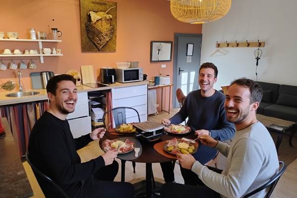 soiree raclette a volonte-16 bis-gite-hotel-marssac-albi