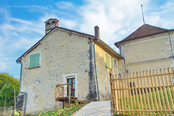 Grande Maison depuis la Piscine