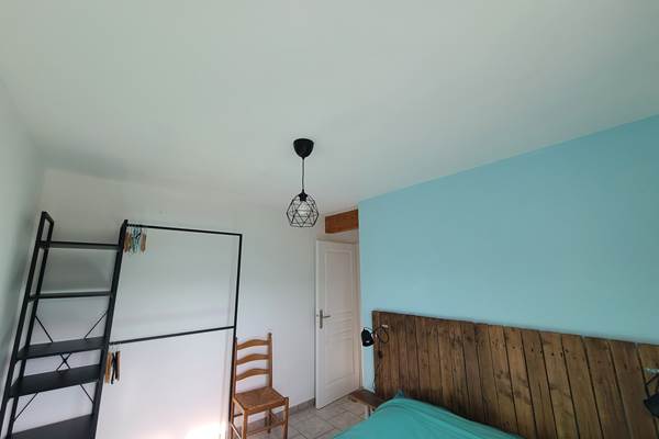 Les gîtes de Moussan - Montbrun Les Bains - chambre 1 lit double- 1er étage - gîte 3