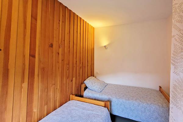 petite-chambre-chalet-chataigne-1