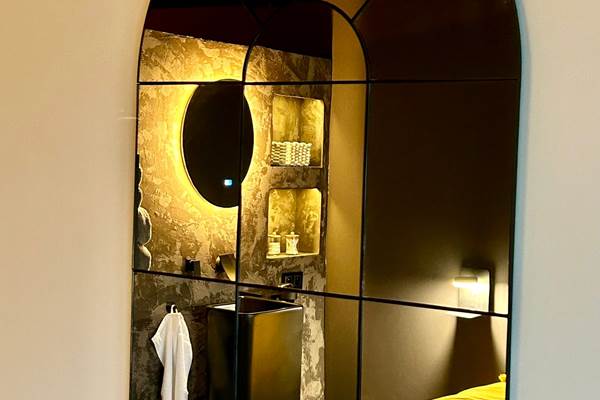 e1ece95c-2998-4d3a-91a9-74f2815f7ba7