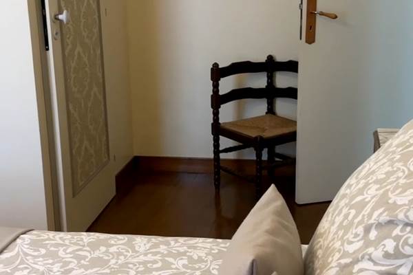 CDFA466A-0977-4F59-A081-27269FF35D33_1_106_c