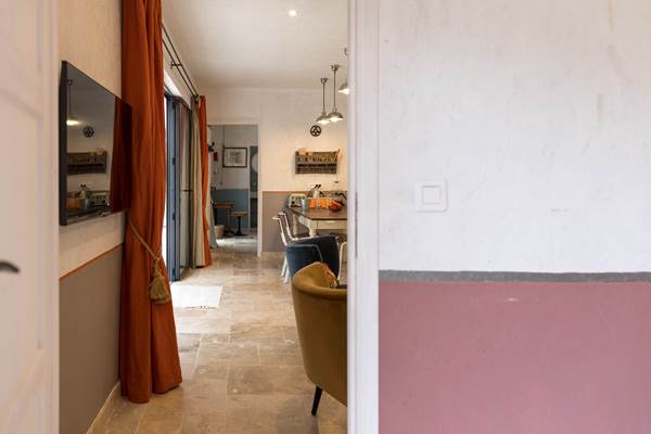 Vers le salon