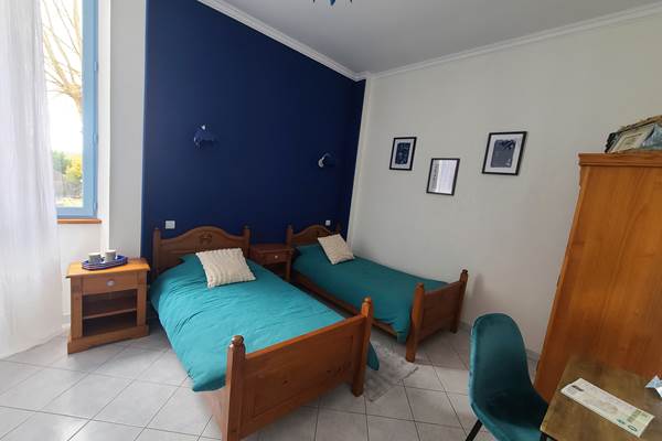 Lits jumeaux chambre Bleuets