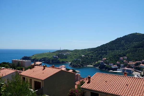 Vue Cap Cerbère et Centre de Plongée