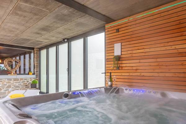 0c08717e-9a2a-41fb-bb03-ed923b1ca5dd