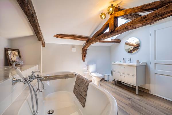 Taupe bathroom