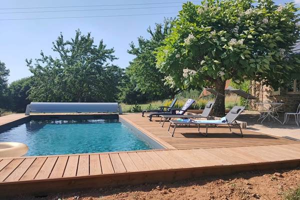 La piscine privée et chauffée