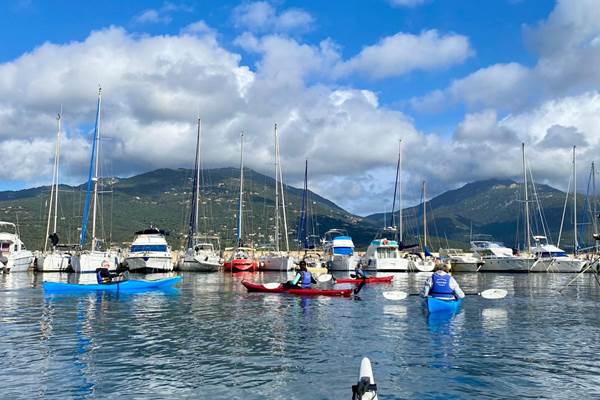Abbartello kayak bien vieillir en Corse invechjà bè in Corsica-photo-news