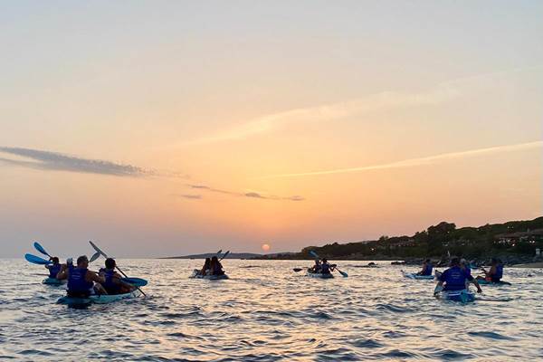 Abbartello kayak Corse coucher de soleil-photo-news