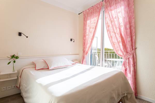 Chambre Classique - Hôtel Le Verdon *** à Gréoux-les-bains