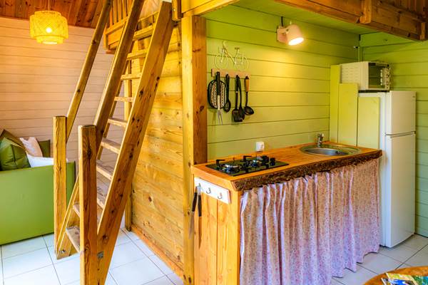 L'intérieur, Duplex Cabane