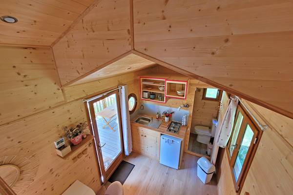Tiny house Eglantine chambre cuisine entrée