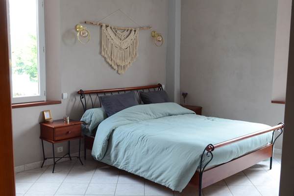 Lit queen size chambre Platane