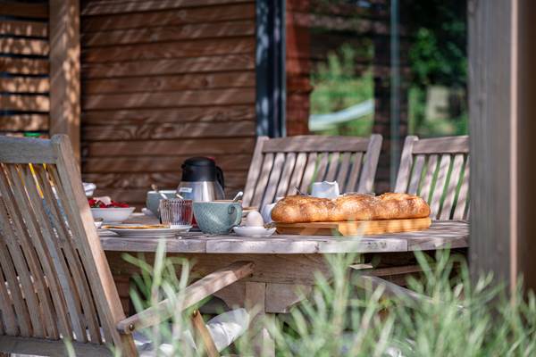 Petit déjeuner sur la terrasse