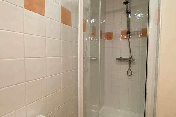 Douche privative dans chaque chambre