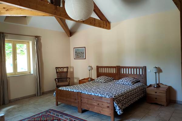Chambre 1 avec lit King Size