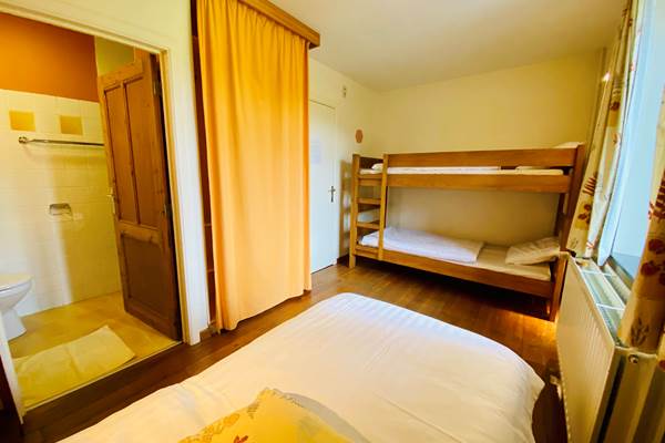 Chambre Lit 1 personne + 1 lit superposé