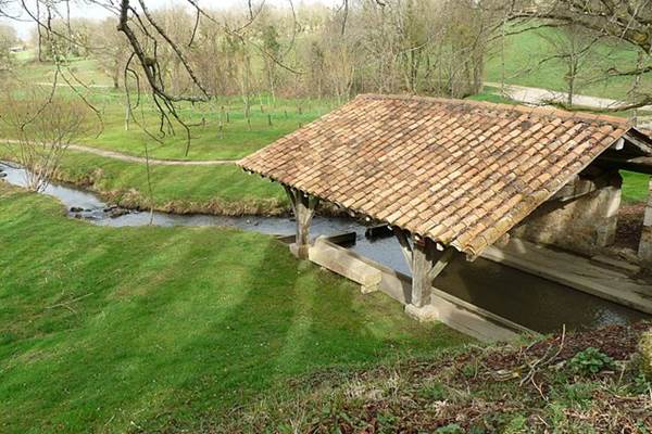 Lavoir de Saint Adjutory