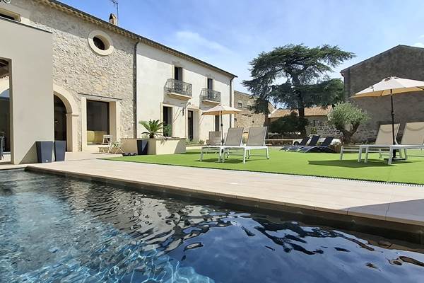 Piscine paratagée des Gîtes de Monte Blanco, chambres d’hôtes près de Pézenas.