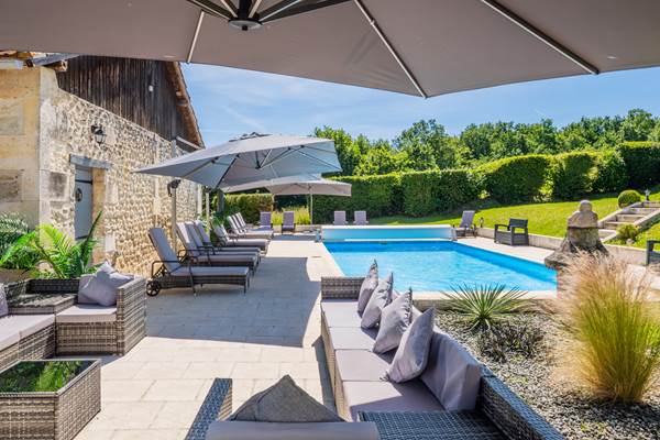 Pool terrace