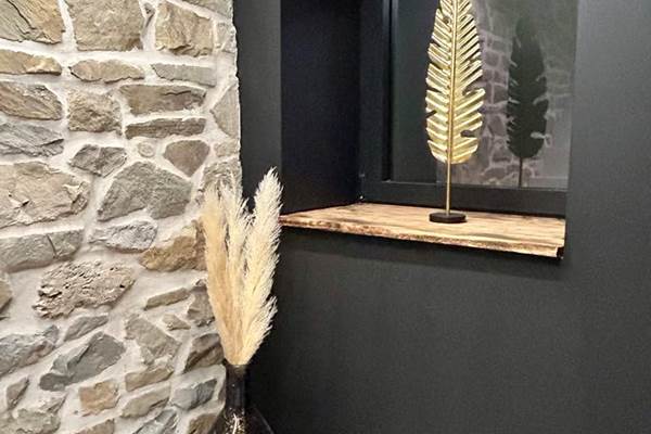 99d0dcc5-f280-4d5d-9a0e-9c960c233c86