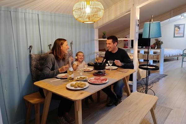 soire fondue savoyarde-16 bis-gite-hotel-marssac-albi-tarn