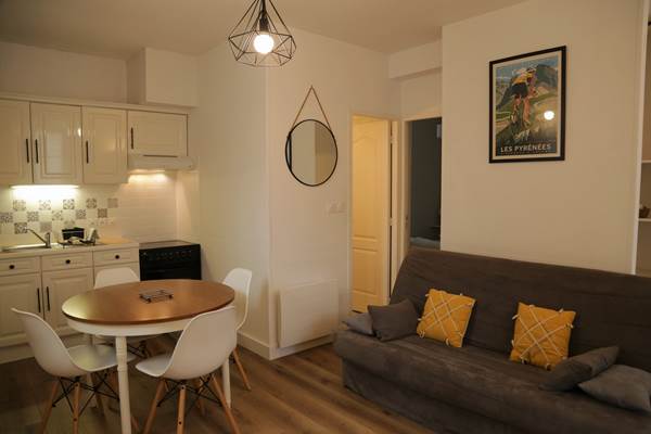 Canapé lit 2 places dans séjour