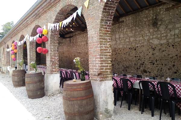Repas sous les arcades
