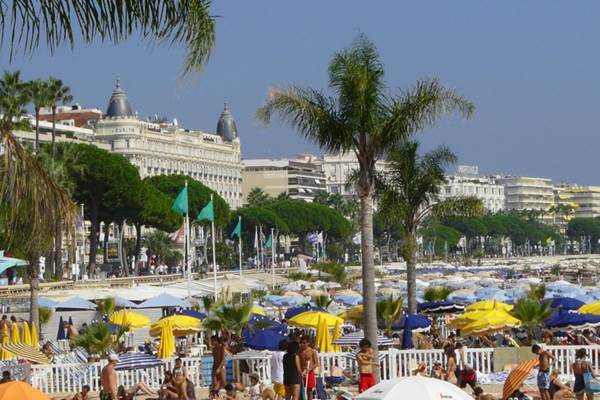 Cannes_Croisette_2