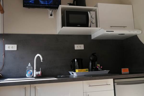 Cuisine équipée logement 7