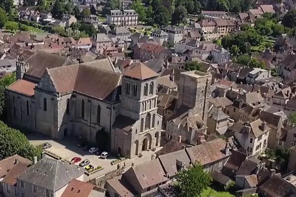 Gîte de la Brunerie Tour du Plo St-Yrieix La Perche