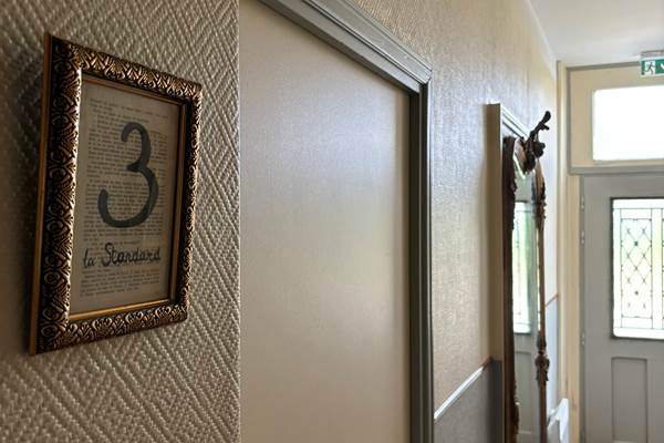 chambre 3 La Standard couloir