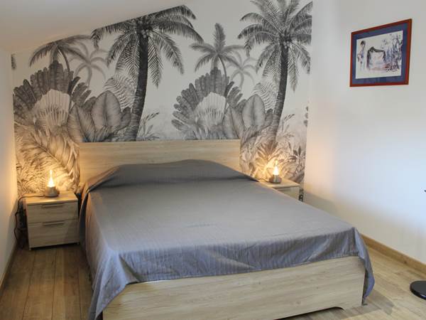 CHAMBRE LIT 160X200-presta
