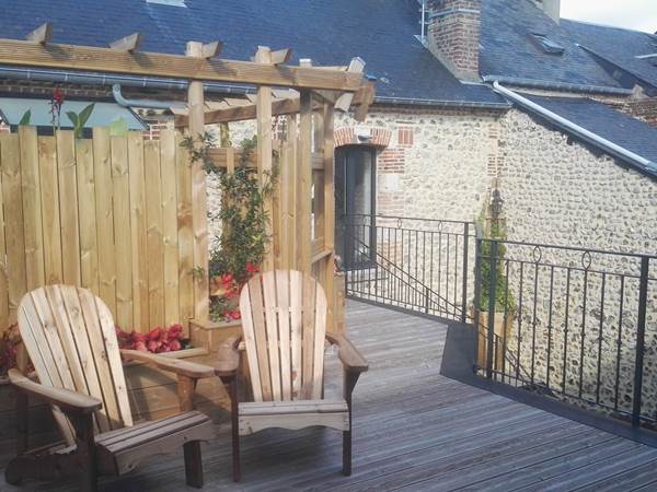 www.lesgitesdecharme-et-spa.com